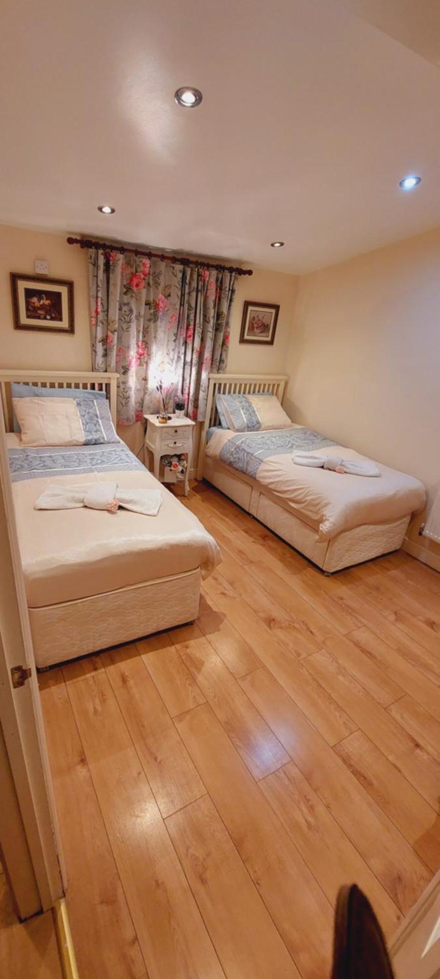 Beautiful Apartment Бристол Екстериор снимка